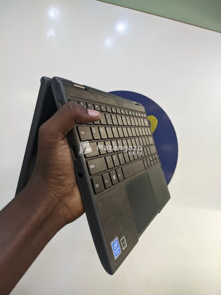 Refurbished Laptop Lenovo IdeaPad  4 GB RAM 128 GB SSD