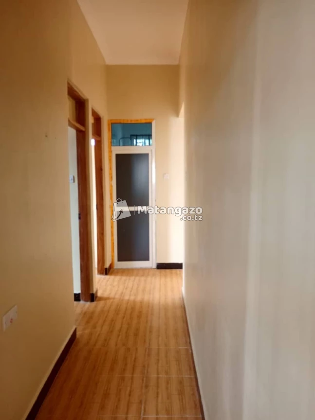 APARTMENTS YENYE VYUMBA VITATU INAPANGISHWA LAKI 5 KWA MWEZI IPO MBWENI OSHENICK