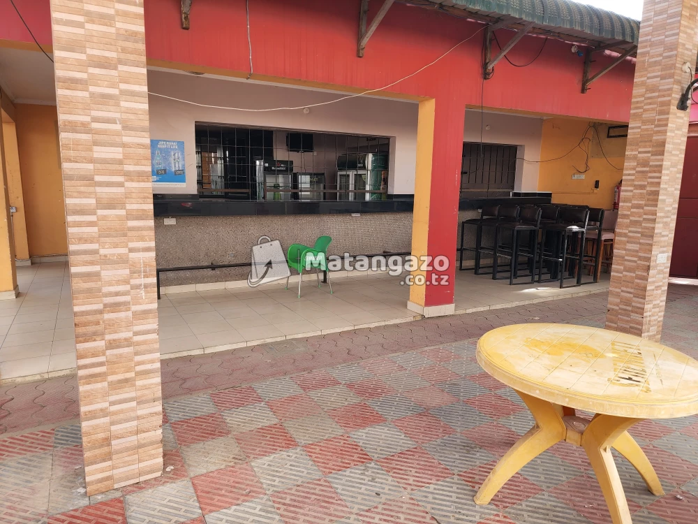 Restaurant/pub
