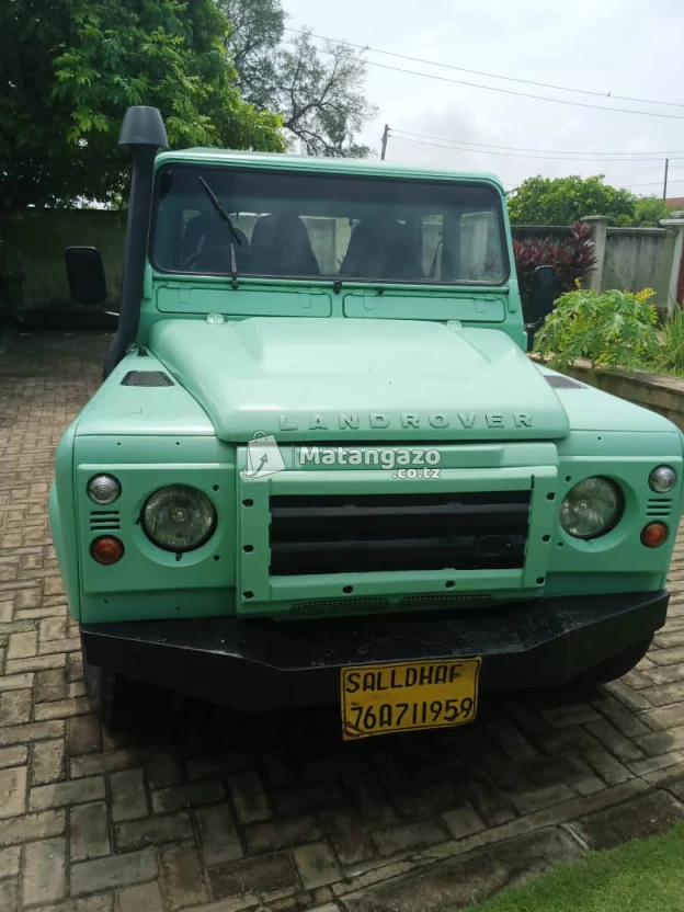 Land Rover Defender 2006 
