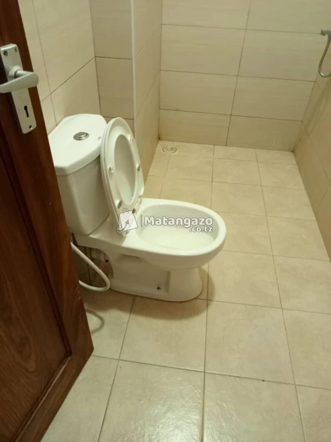 APARTMENTS YENYE VYUMBA VIWILI INAPANGISHWA LAKI 7 KWA MWEZI IPO UNUNIO BEACH