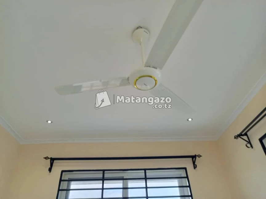 APARTMENTS YENYE VYUMBA VIWILI INAPANGISHWA LAKI 7 KWA MWEZI IPO UNUNIO BEACH