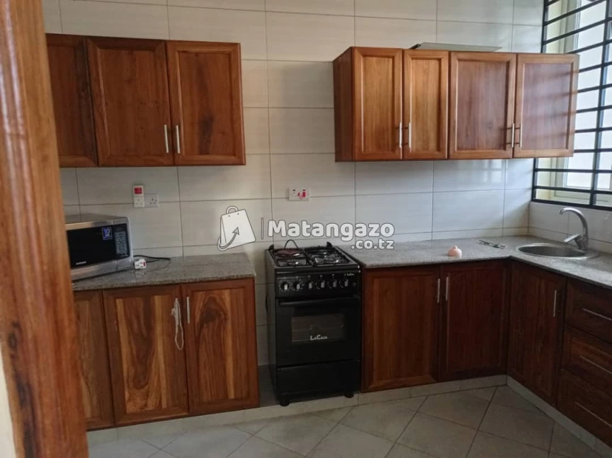 APARTMENTS YENYE VYUMBA VIWILI INAPANGISHWA LAKI 7 KWA MWEZI IPO UNUNIO BEACH