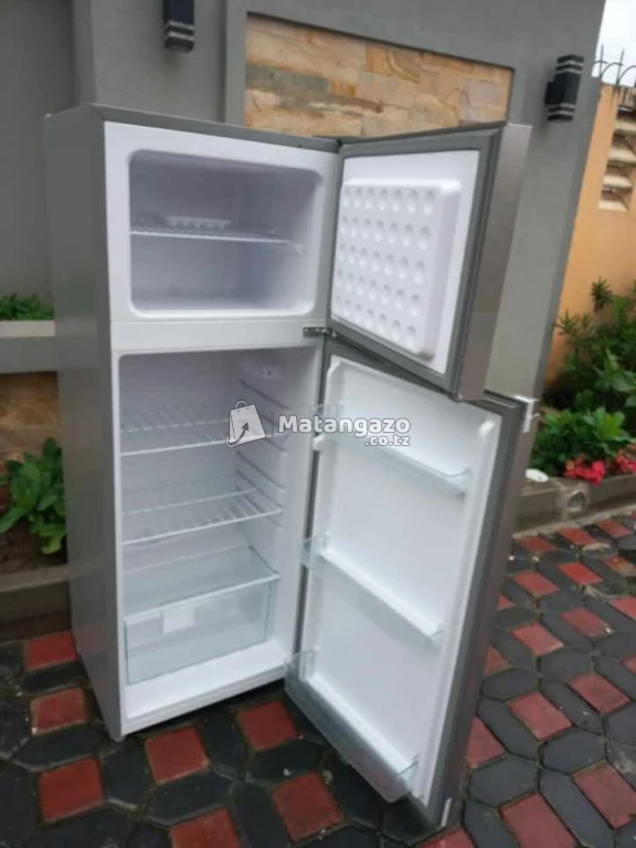 MR UK FRIDGE 220L