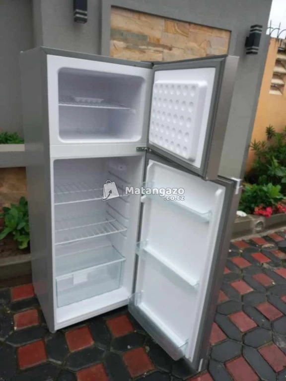 MR UK FRIDGE 220L