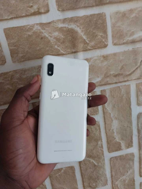 Samsung Samsung Galaxy A10e 2 GB RAM 32 GB  White
