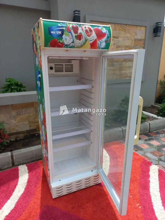 Mr UK Display Fridge 114L