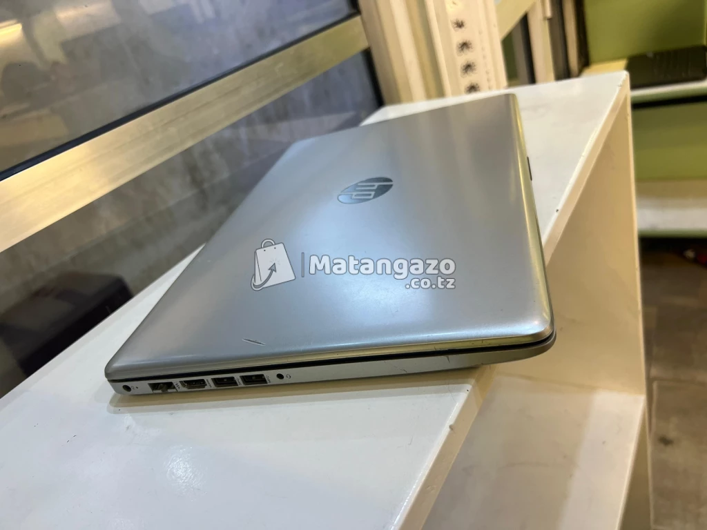 Used  HP HP 15  8 GB RAM 256 GB SSD