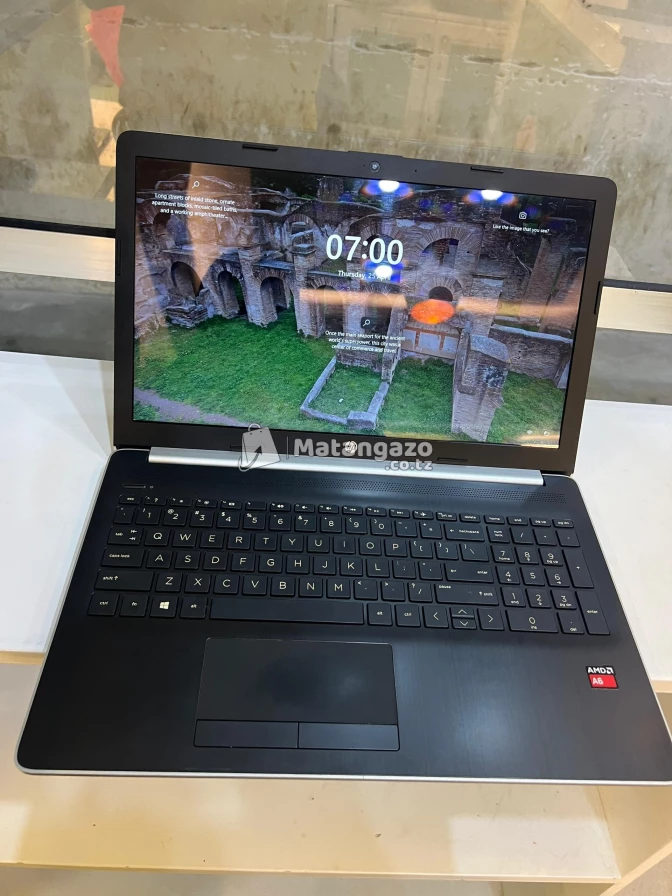 Used  HP HP 15  8 GB RAM 256 GB SSD
