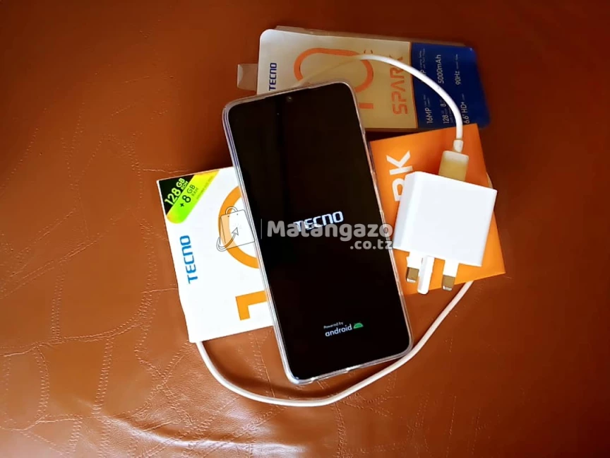 Tecno Tecno Spark 10 Pro 8 GB RAM 256 GB  Black