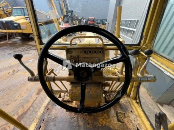 GRADER CATERPILLARS 140G