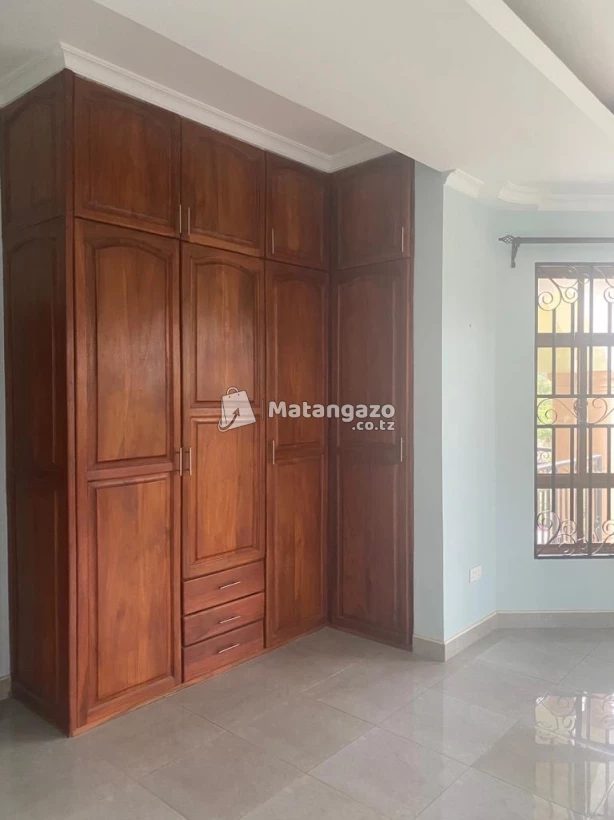 villa for rent