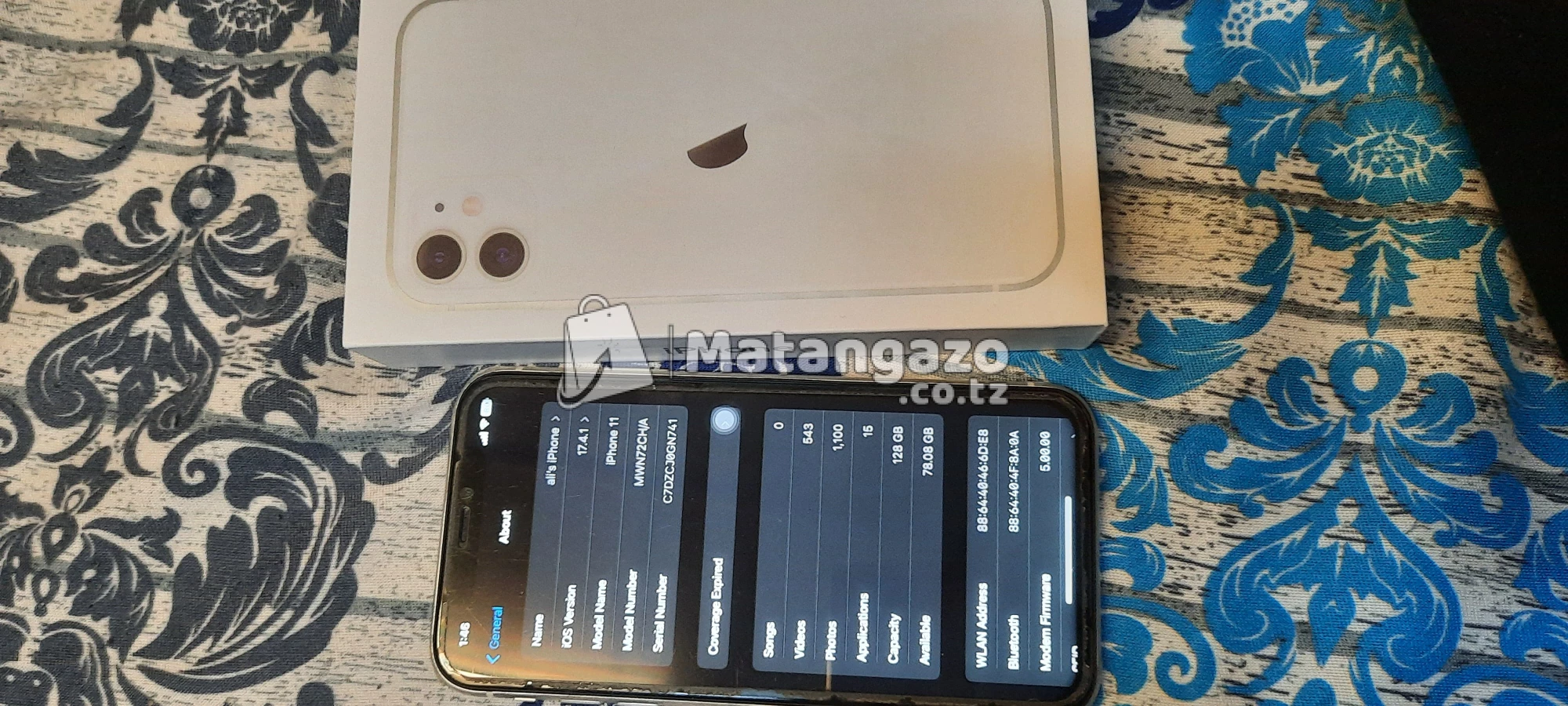 Apple iPhone 11 4 GB RAM 64 GB  Silver