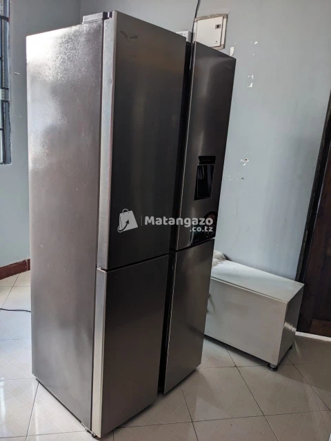 HISENCE FRIDGE
