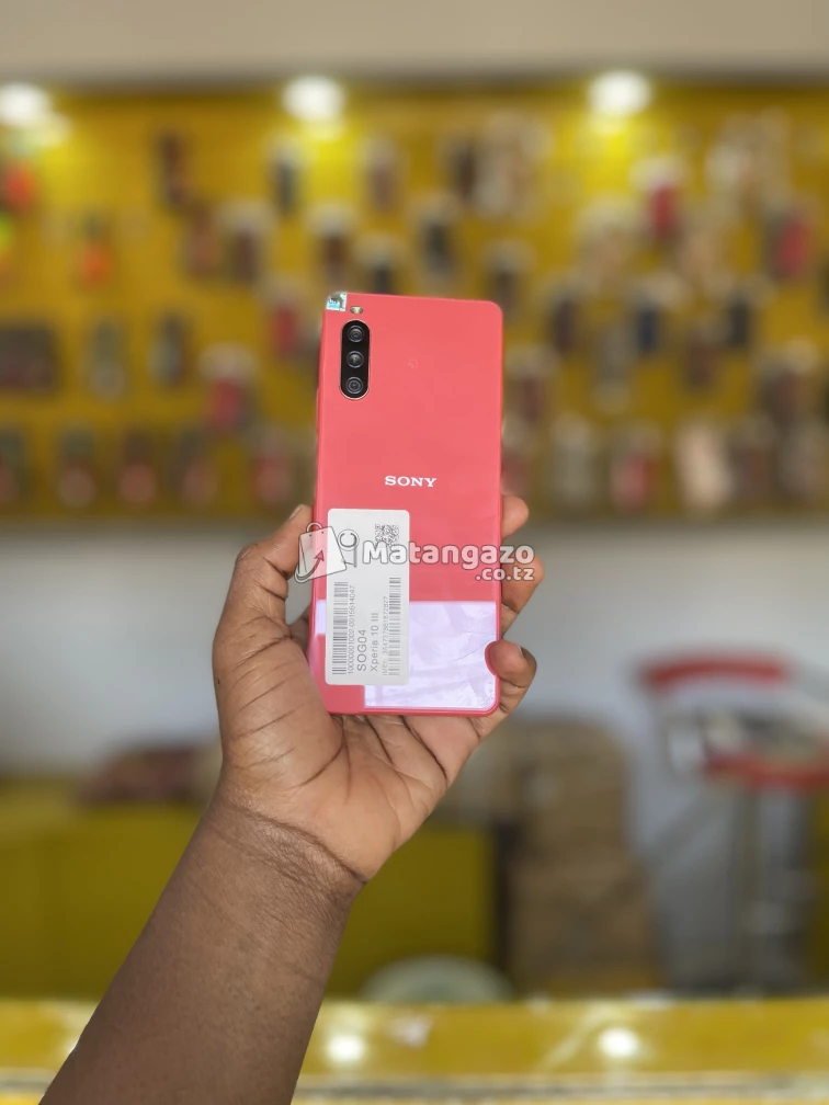  6 GB RAM 128 GB  Red
