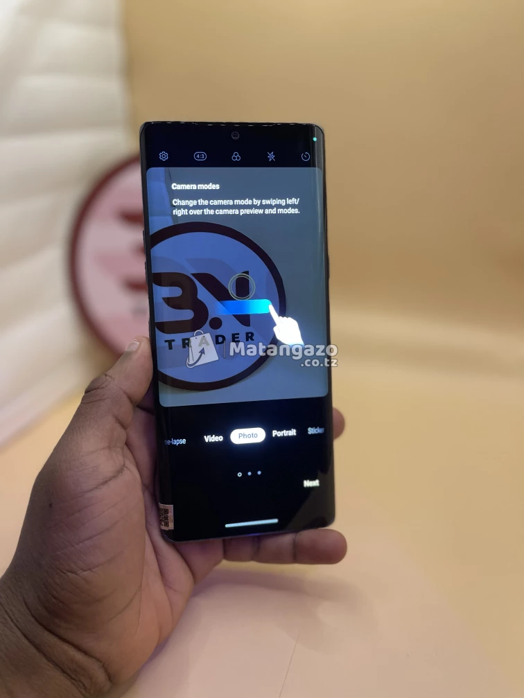LG LG Velvet 8 GB RAM 128 GB  