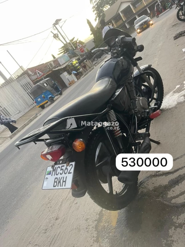 Used Boxer 150 CC Black