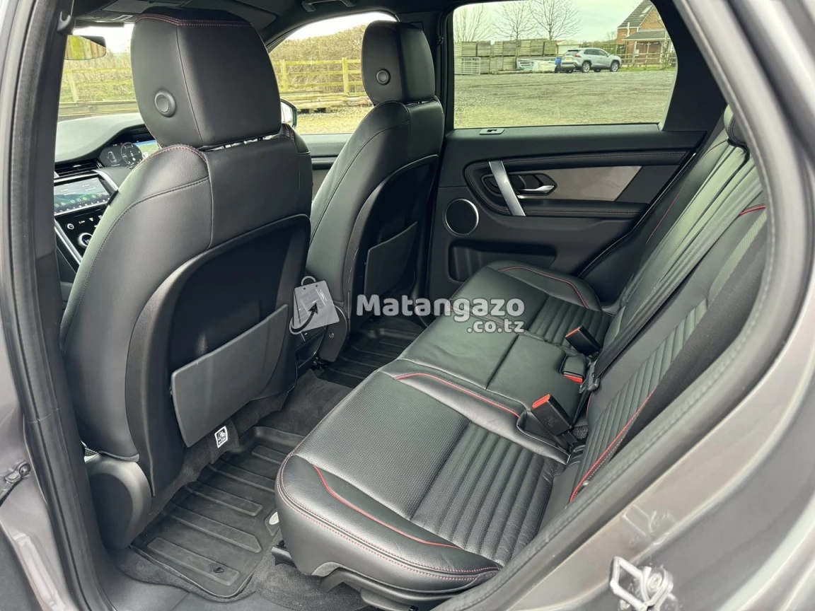 Land Rover Discovery Sport 2021 Silver