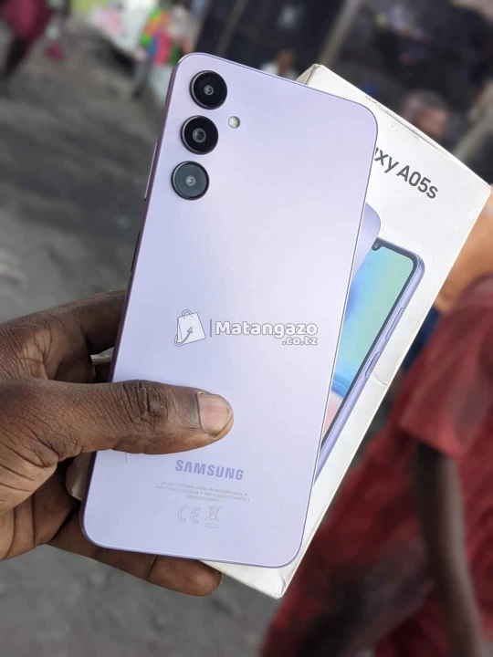 Sharp Sharp Aquos Zero6 8 GB RAM 128 GB  Bronze
