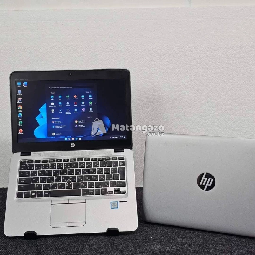 New  HP HP EliteBook 820 G3  8 GB RAM 256 GB SSD
