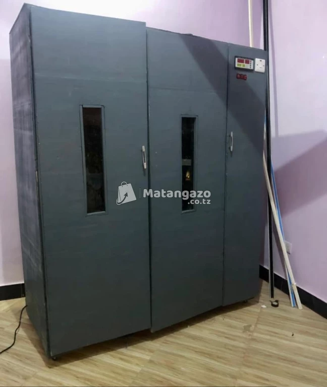 mashine za kutotoleshea mayai/egg incubators for sale in tanzania