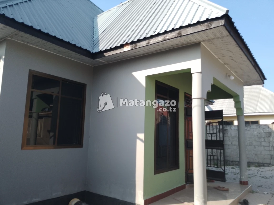 3 Bedroom House for rent at Kitunda Magole