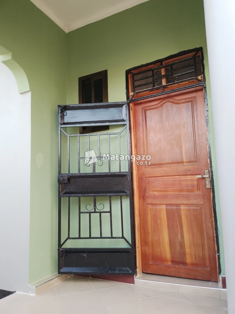 3 Bedroom House for rent at Kitunda Magole
