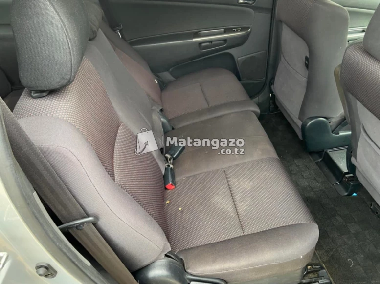 Toyota Wish 2004