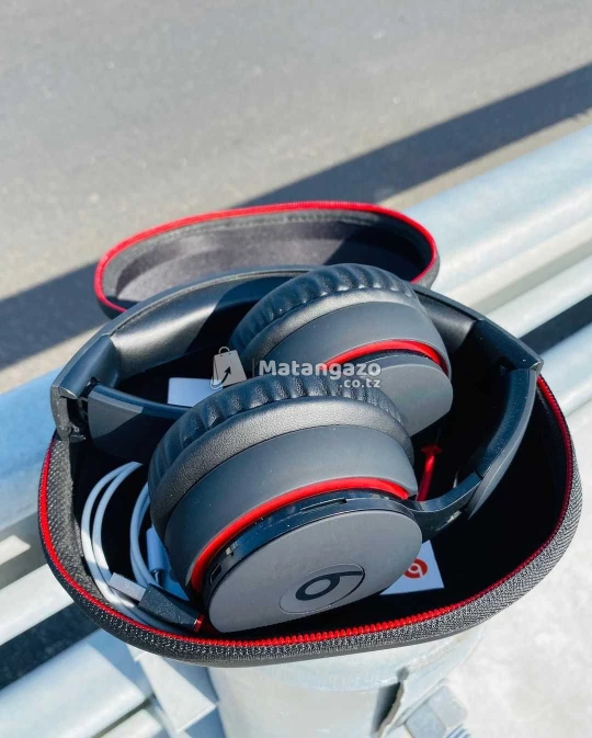 Beats Solo Pro