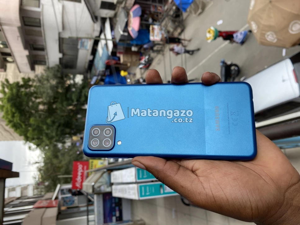 Samsung Galaxy A12