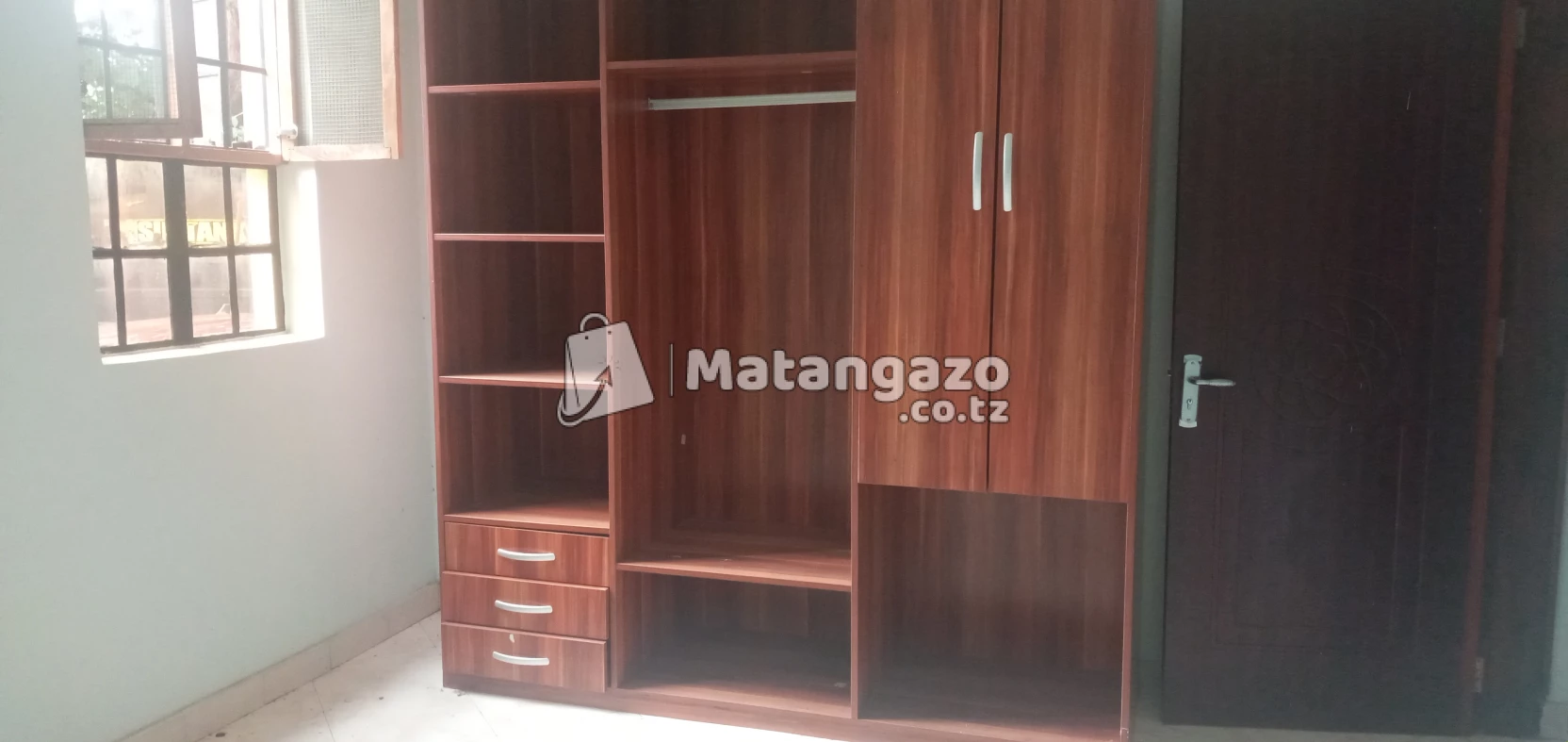 3BEDROOM APARTMENT HOUSE FOR RENT IN NJIRO
