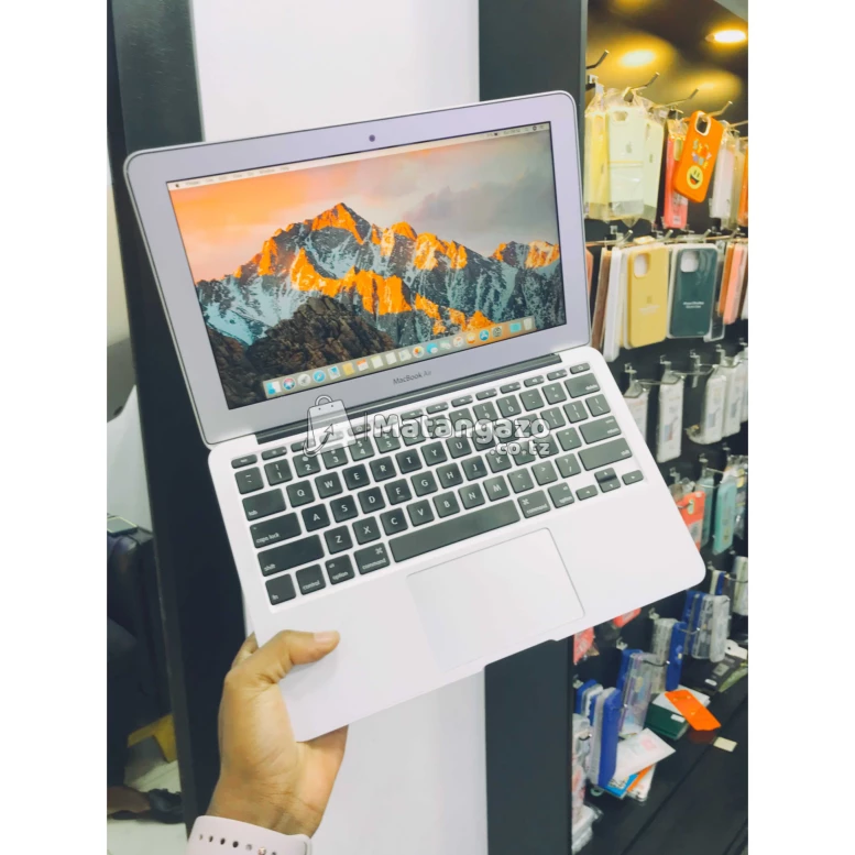 Apple Macbook Air