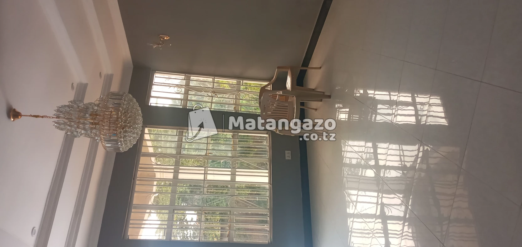 4BEDROOM HOUSE FOR RENT IN MOSHONO