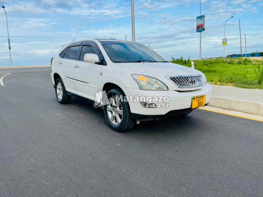 Toyota Harrier 2016