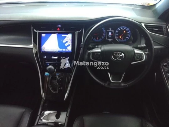 Toyota Harrier 2015