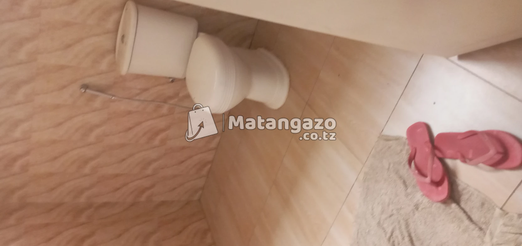 4BEDROOM HOUSE FOR RENT IN MOSHONO