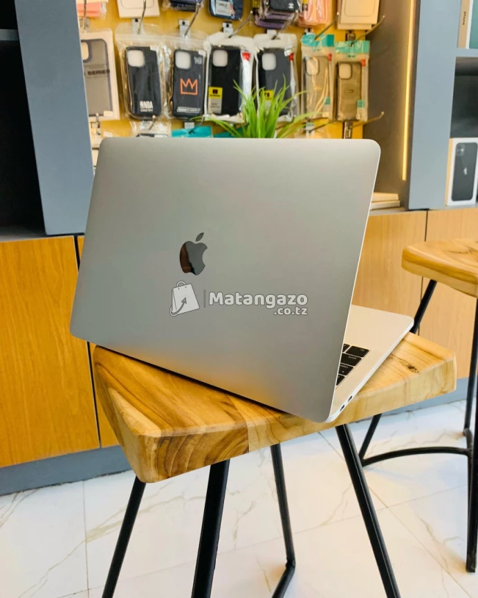 Apple Macbook Pro