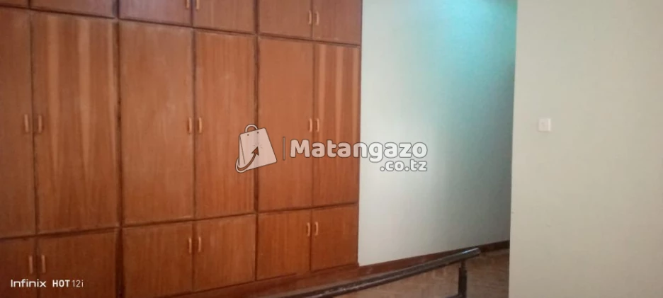 5BEDROOM FULLY FURNISHED HOUSE FOR RENT AT SAKINA-ARUSHA