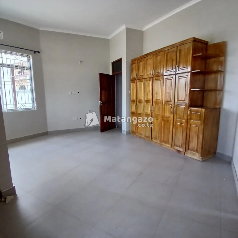 5BEDROOM HOUSE FOR RENT AT GOMBA ESTATES-NDURUMA