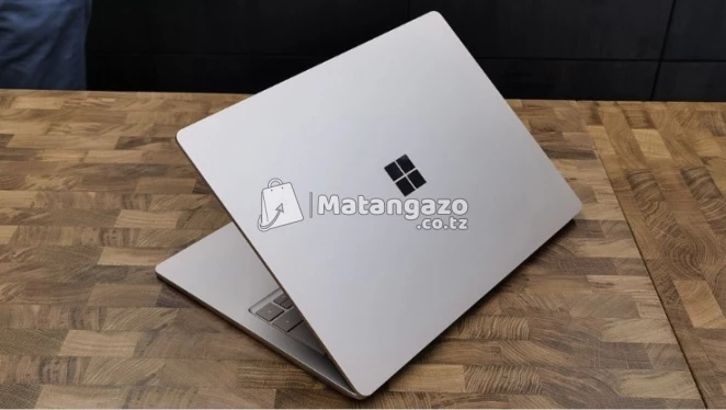 Refurbished  Microsoft Microsoft Surface Laptop 3 13.5-inch  8 GB RAM 256 GB SSD