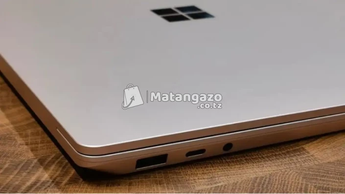 Refurbished  Microsoft Microsoft Surface Laptop 3 13.5-inch  8 GB RAM 256 GB SSD