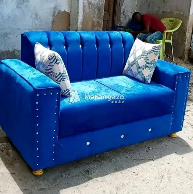 sofa mpyaa  kabisa