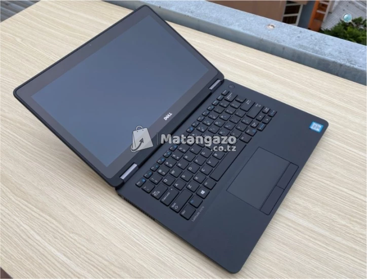 Refurbished  Dell Dell Latitude 7270  8 GB RAM 256 GB SSD