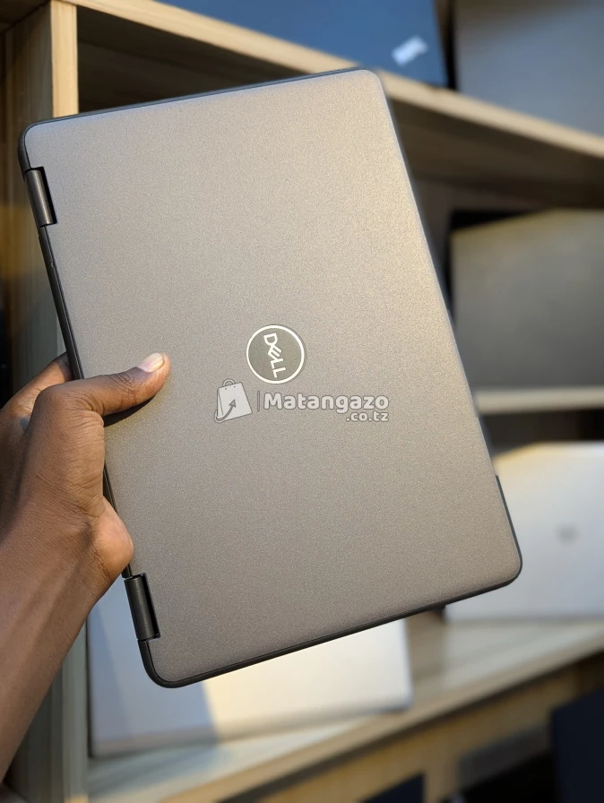 Refurbished    4 GB RAM 128 GB SSD