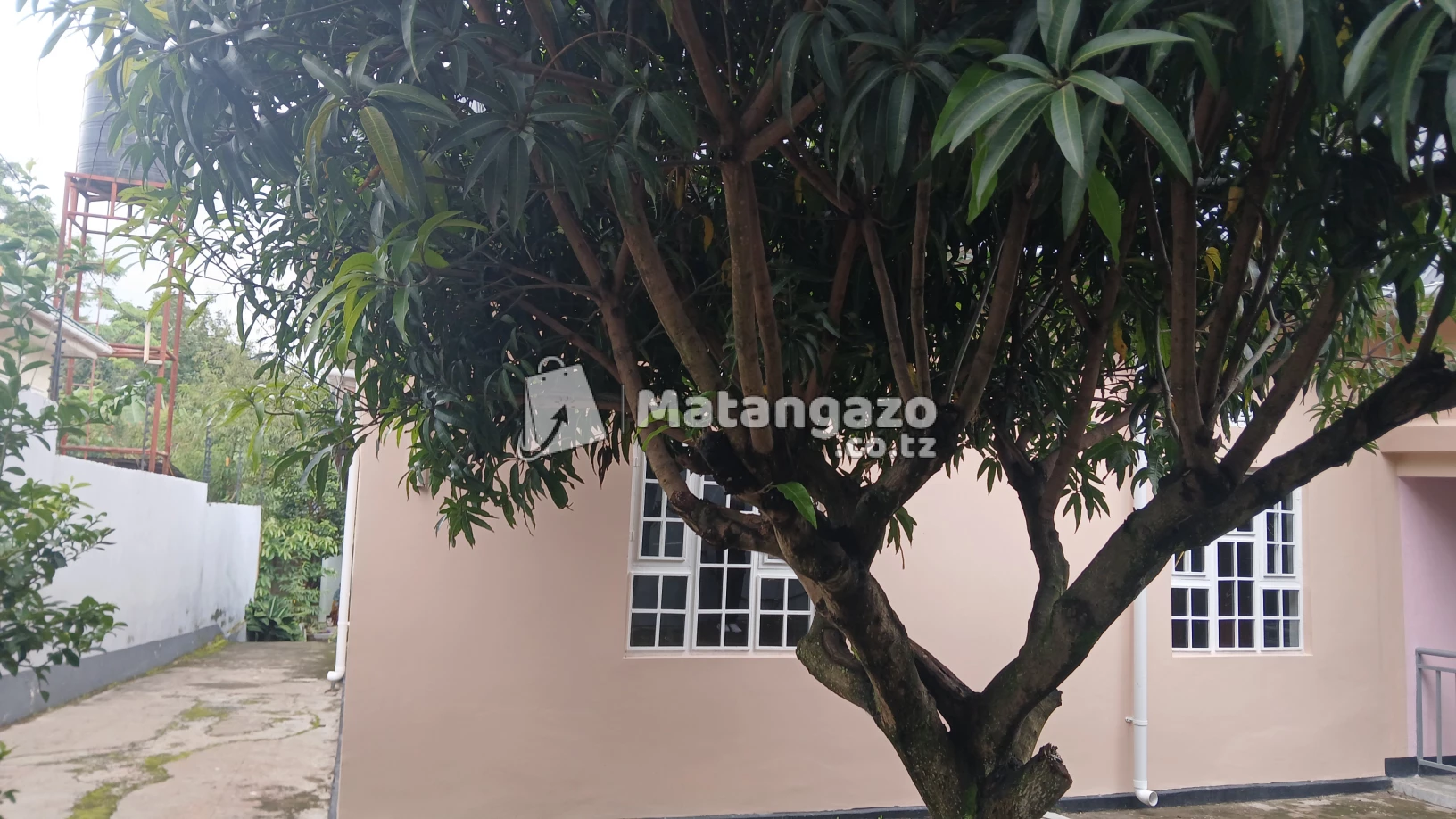 3BEDROOM COTTAGE HOUSE FOR RENT AT FIRE AREA-ARUSHA-TANZANIA