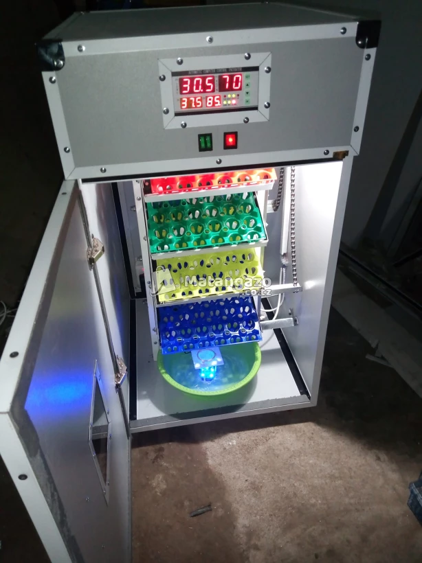 Wauzaji wa Mashine za kutotolesha mayai/egg incubators for sale in tanzania
