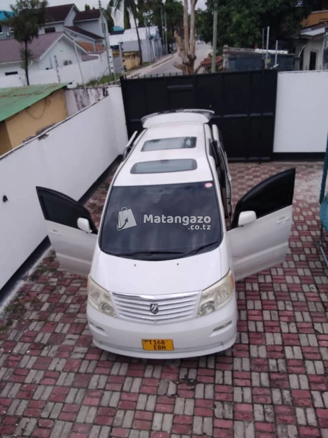 Toyota Alphard 2024 White