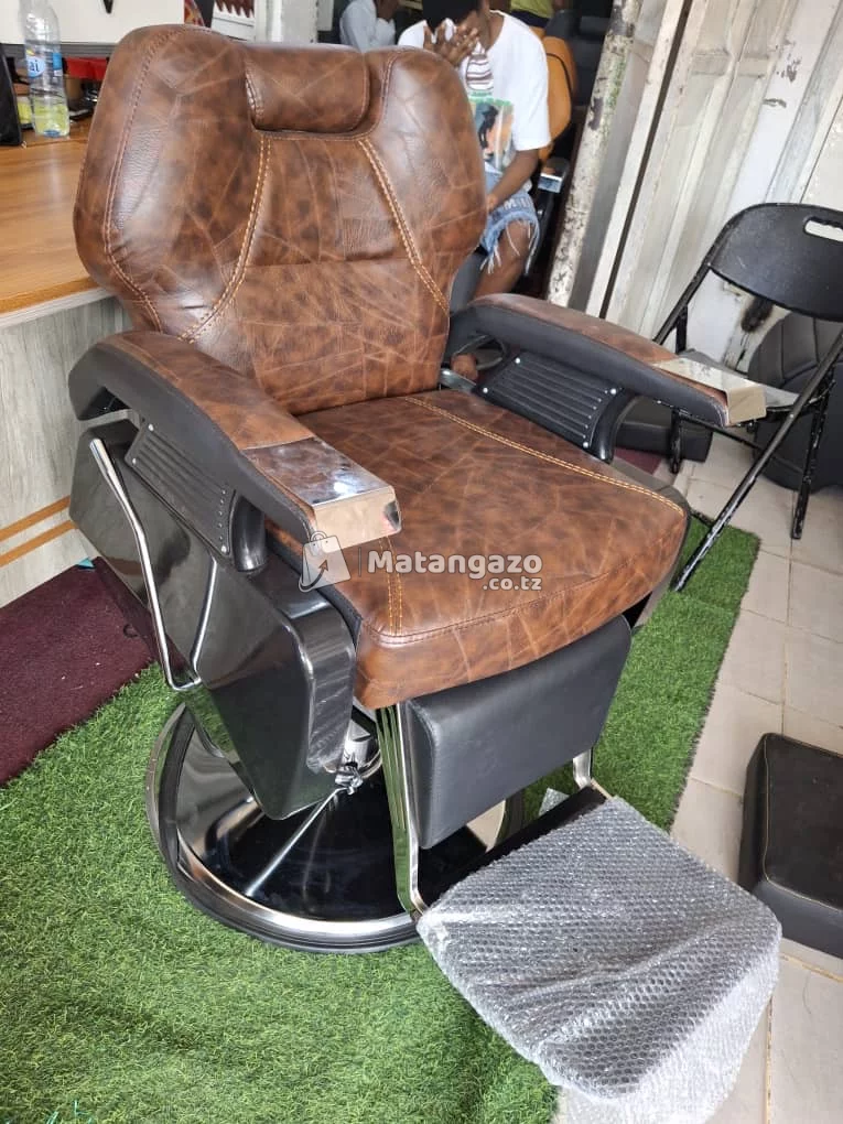 Men saloon chair
