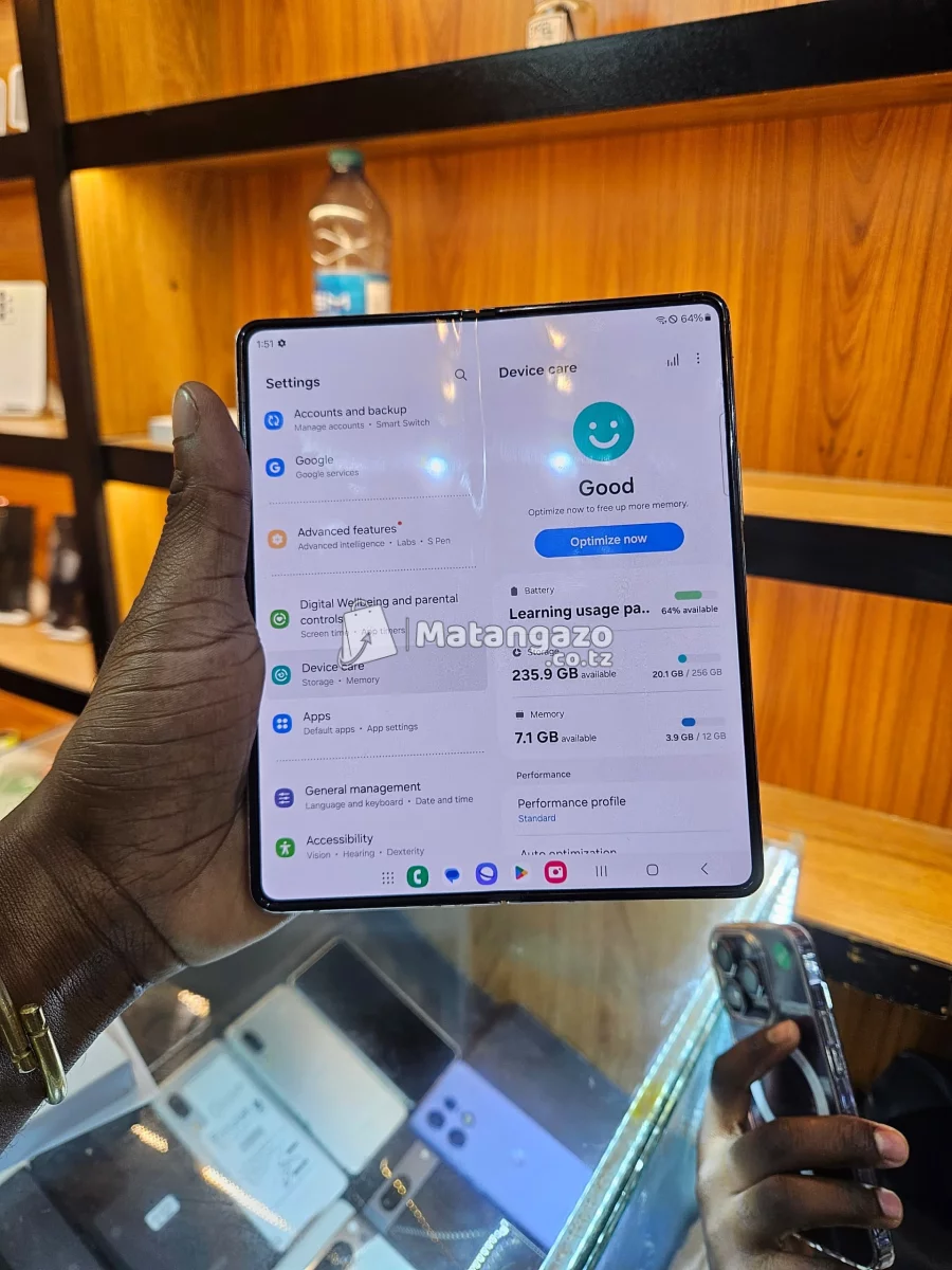 Samsung Samsung Galaxy Z Fold6 12 GB RAM 1 GB Others