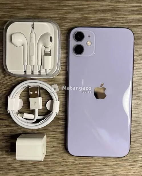 Apple iPhone 11 4 GB RAM 64 GB Black